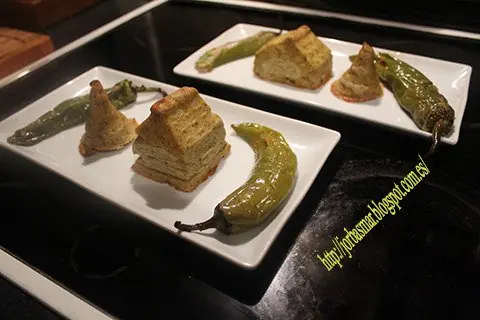 Pimientos rellenos con casita de coliflor