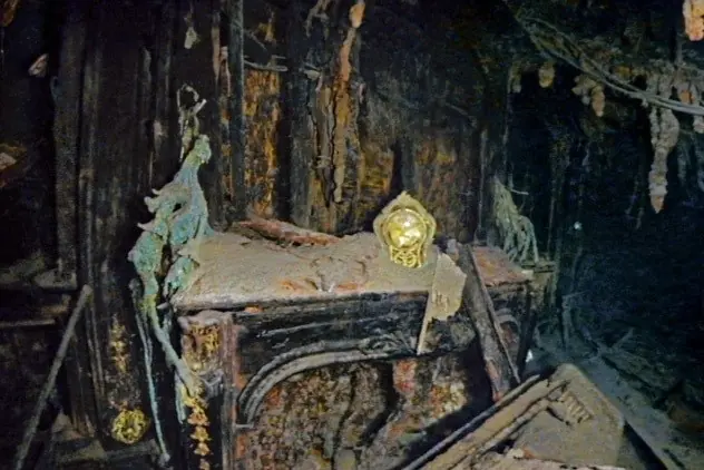 hora