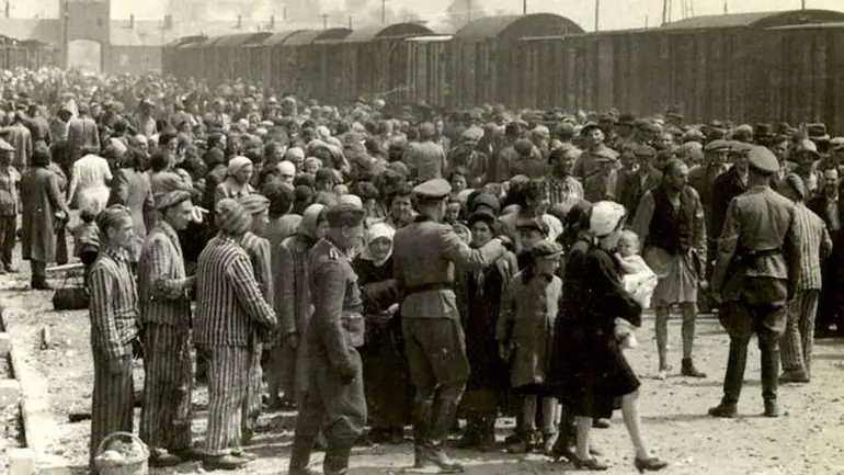 Zyklon B - Camara de gas Auschwitz