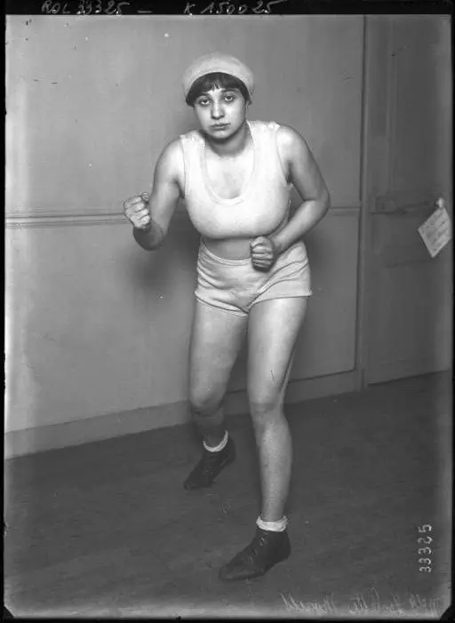 mujer mujer