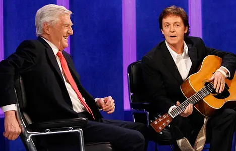 Quiénes están en la foto de tapa de Band on the run (Wings