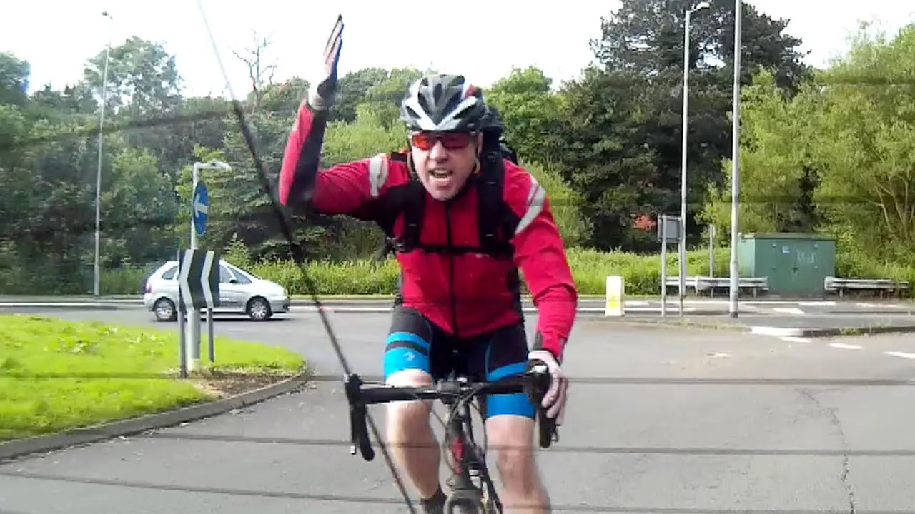 Ciclistas por la mano rápida=nabos