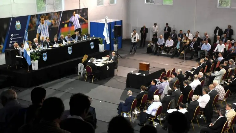 Empate En La Afa ; Un Dolobu Metió Dos Boletas, Increible
