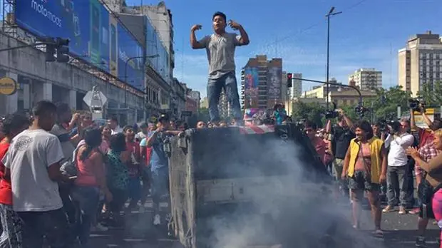 No a la inmigración ILEGAL