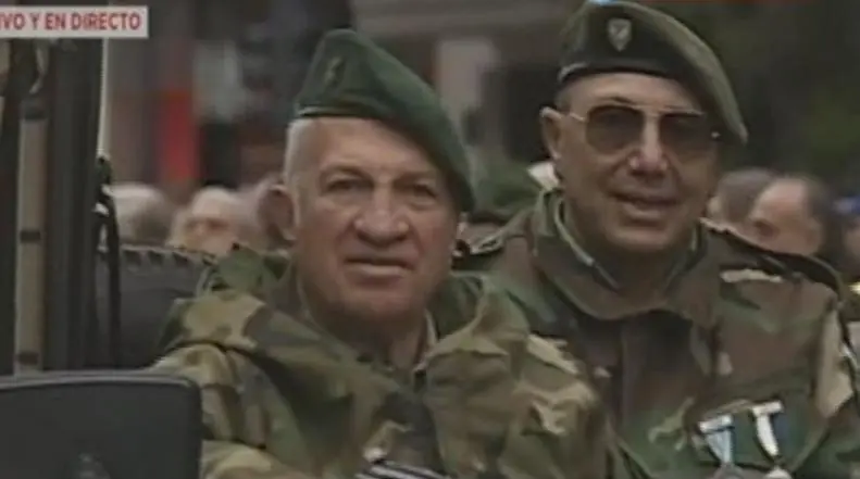 Aldo Rico ministro de seguridad, Firmá!