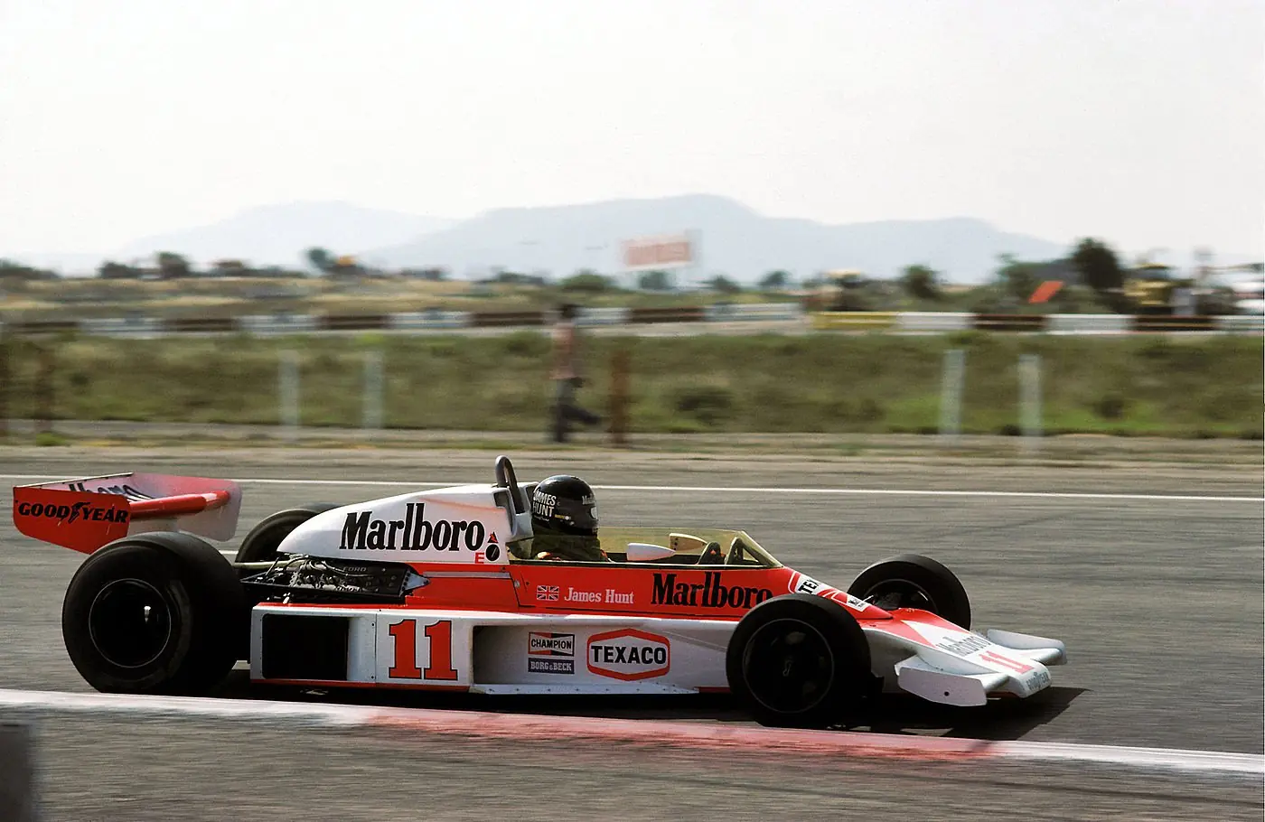 1976