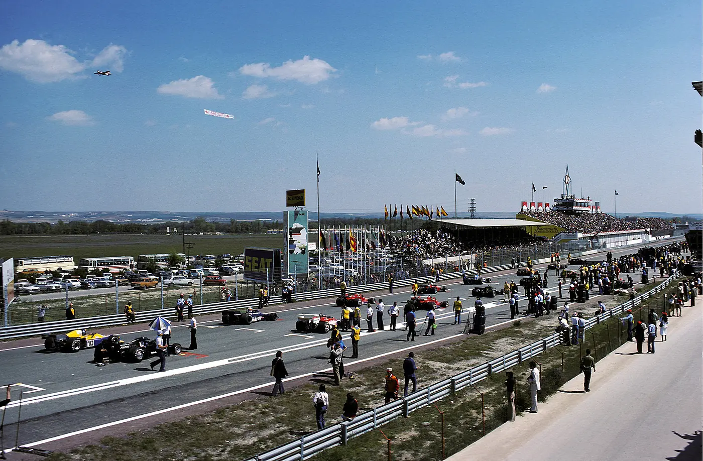 1976