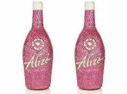 Top 10, botellas de Vodka mas costosas y lujosas del mundo. Top 10, botellas de Vodka mas costosas y lujosas del mundo.
