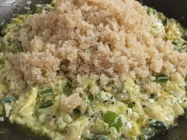 zapallitos rellenos de quinoa zapallitos rellenos de quinoa
