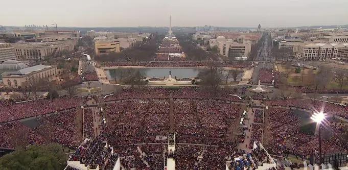 Fotografias: Cómo fue la inauguración de Trump VS Obama