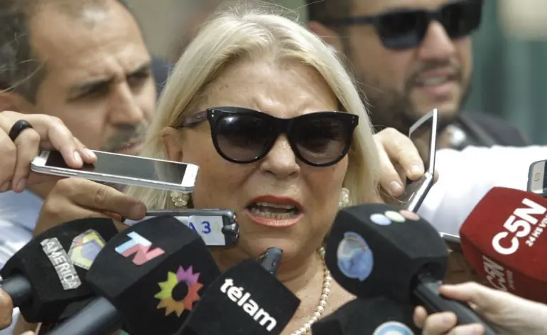 Carrió dijo que Argentina apesta: pasen a insultarla
