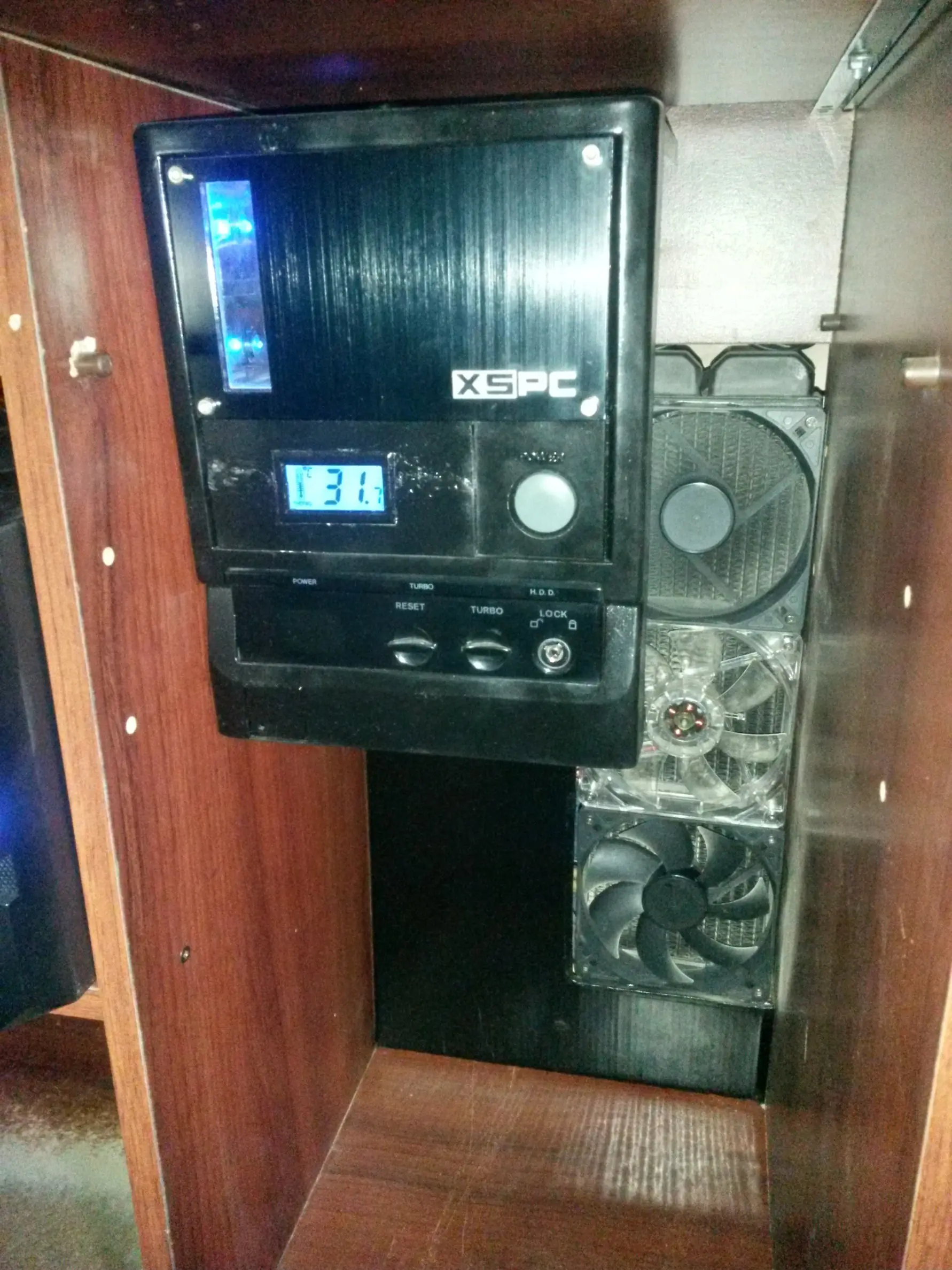 computadora de escritorio
