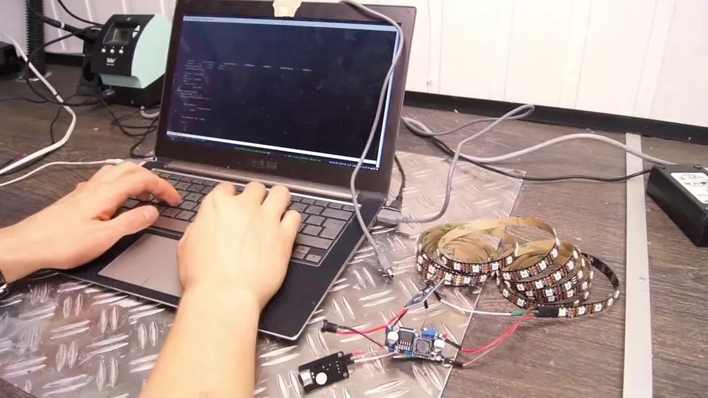 Construye una Lámpara LED de escritorio de música reactiva