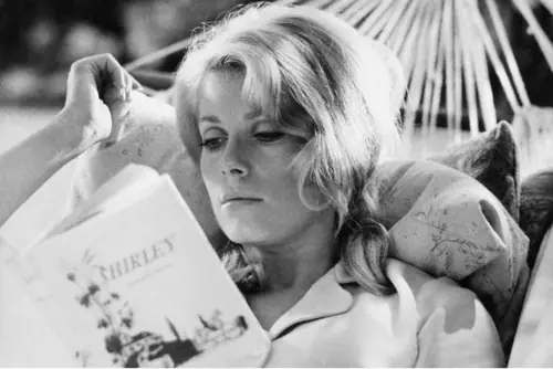 Bella de día y de noche, Catherine Deneuve