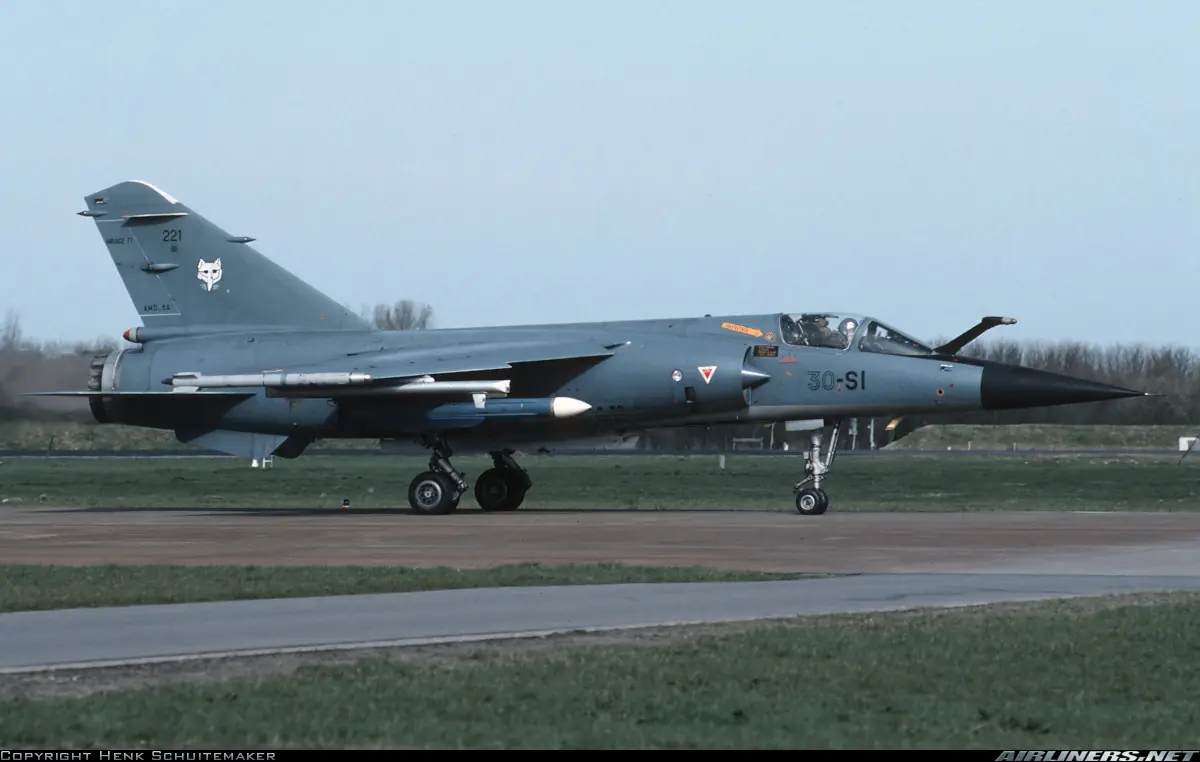 Mirage F-1  - Espejismo en el cielo