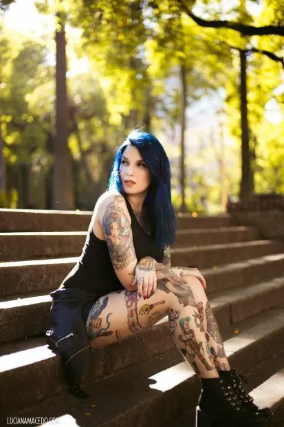 Valkyria nos cuenta cómo es ser una Suicide Girl en el país