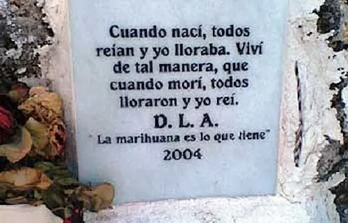 epitafios ejemplos