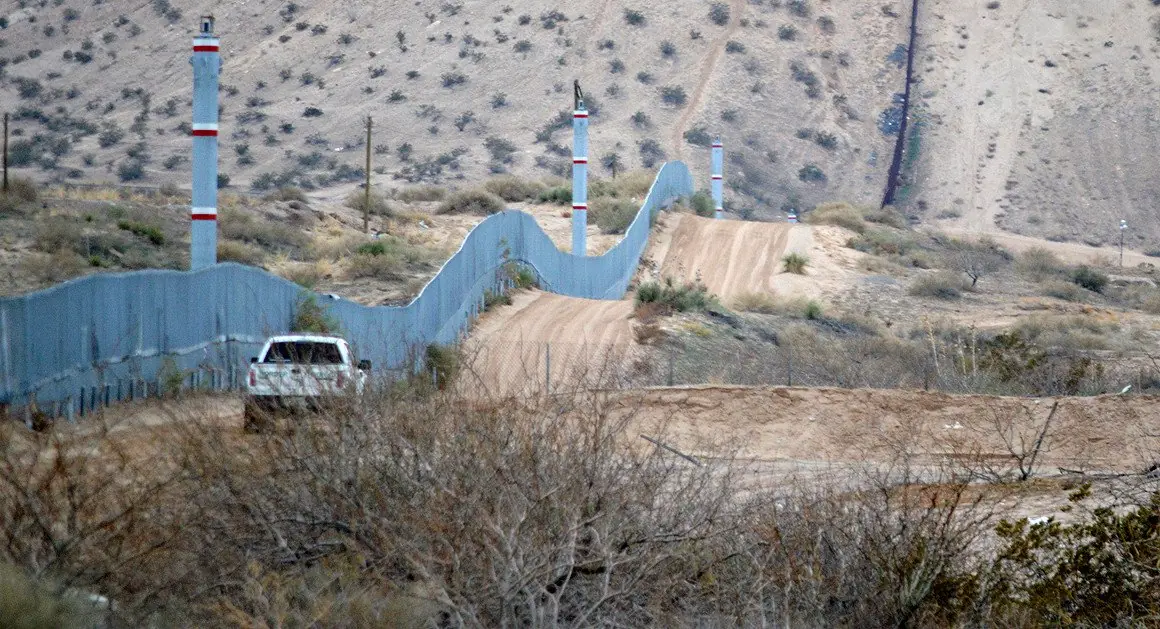 Cosas que pasarian si Trump construye El muro Cosas que pasarian si Trump construye El muro