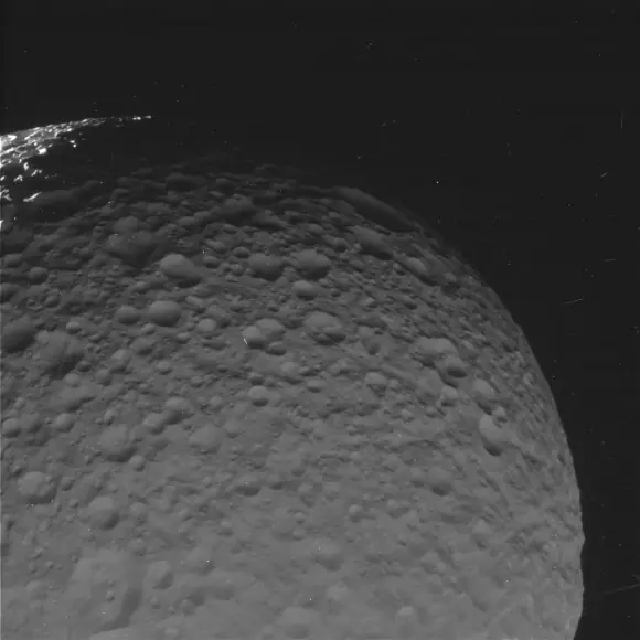 El espectáculo de los anillos de Saturno