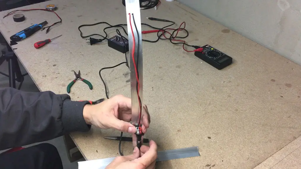 instalar tiras de led