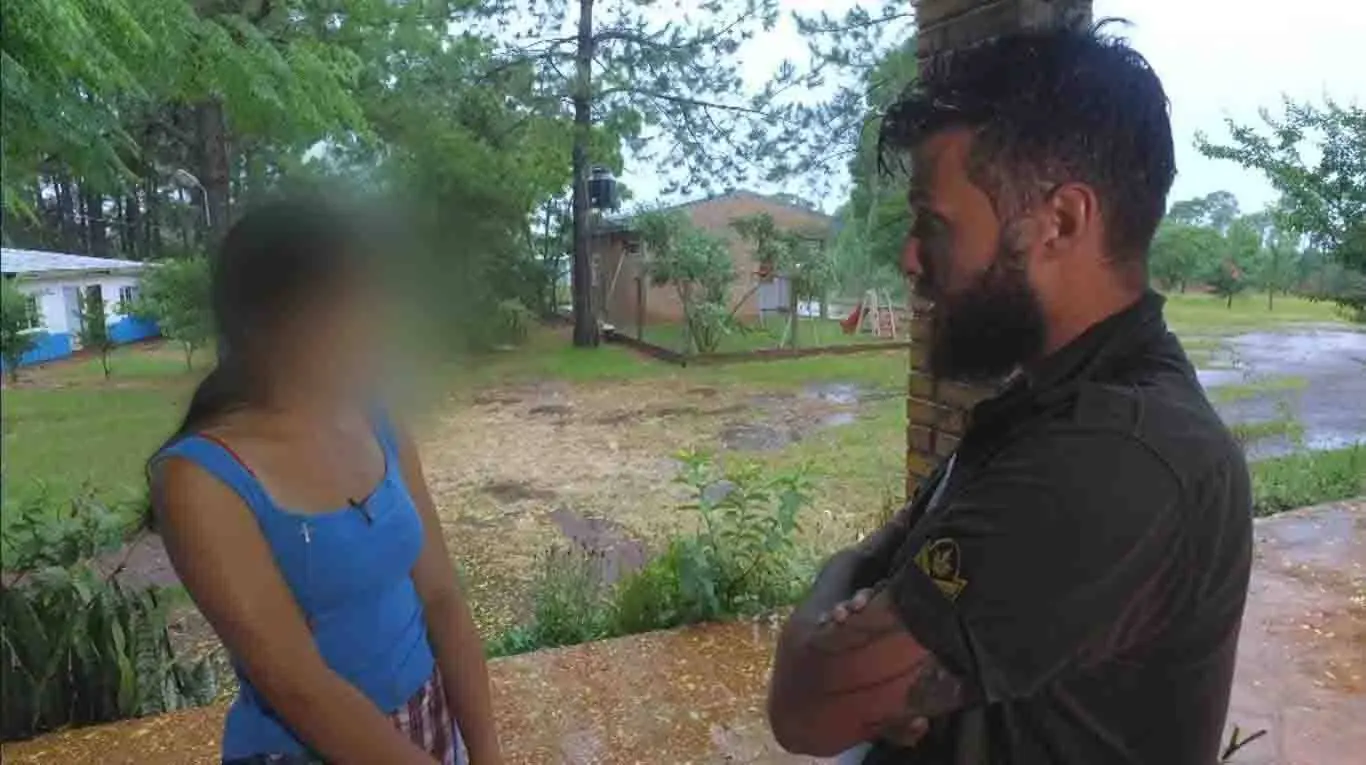 La señorita que habló con un muerto y resolvió el crimen