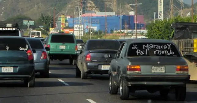 Joven escribe “De Maracay pa’l mundo”se accidenta en Turmero