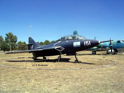 Aviones Históricos de la FAA y ARA [Megapost]