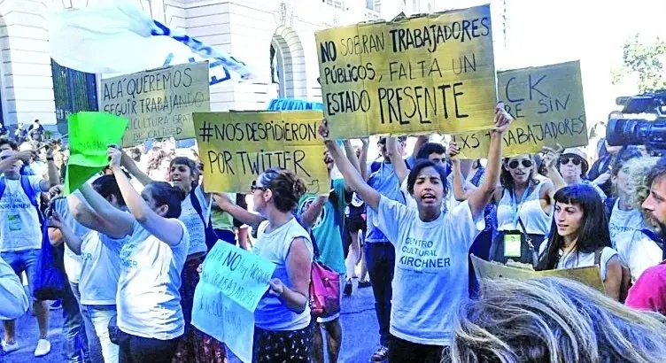 Piden renuncia a Mauricio Macri