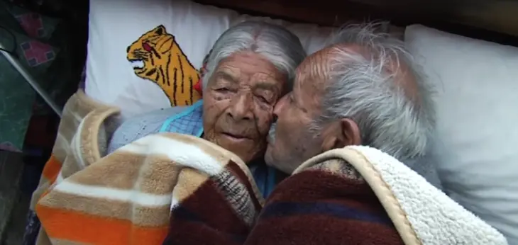 85 años de matrimonio, tienen más de 100 años  114 bisnietos