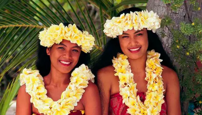 5 Lugares donde More Rial Seria Feliz