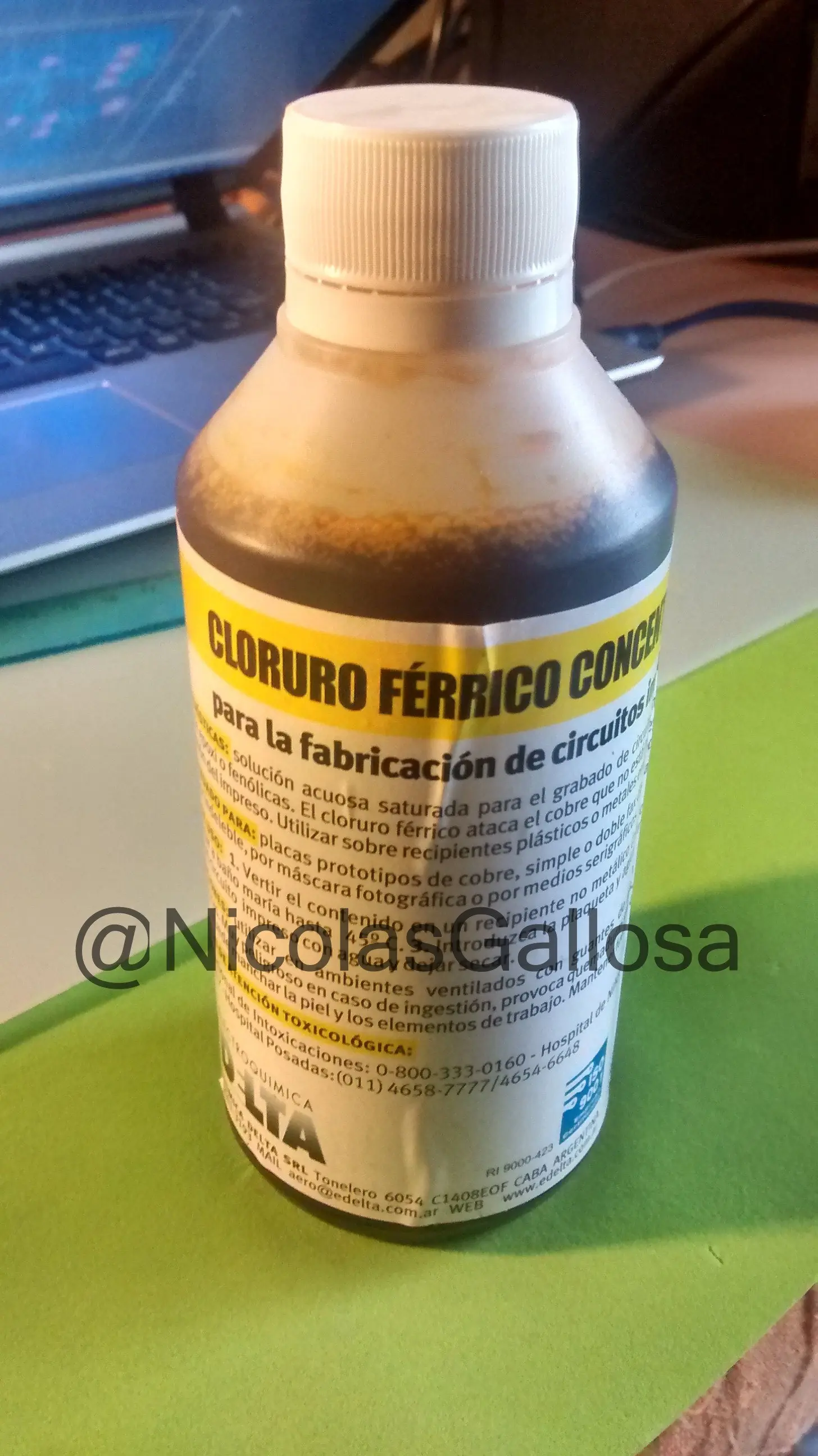 Fuente regulable casera