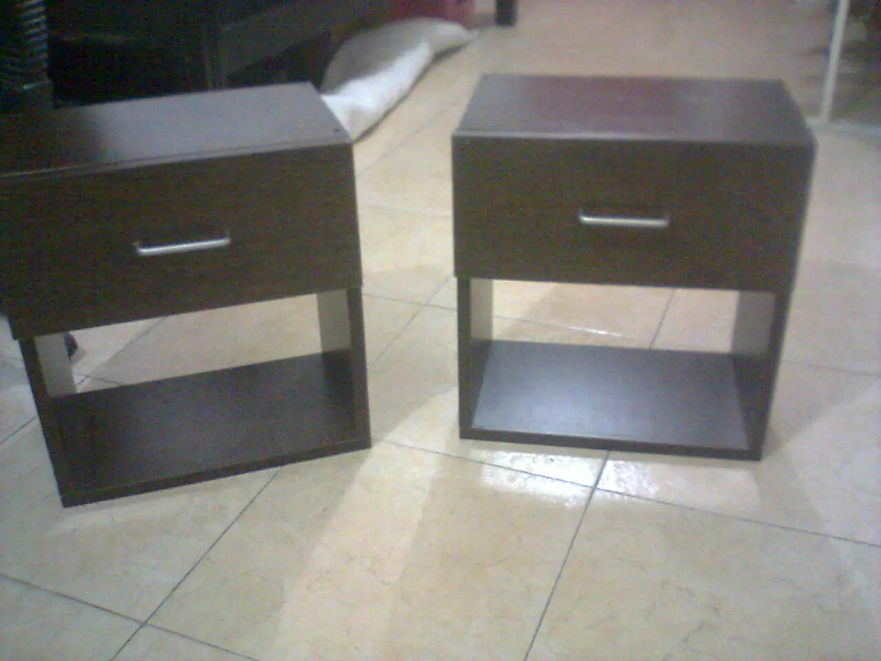 Con pocos $ me hice unos muebles...