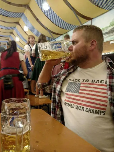 viernes