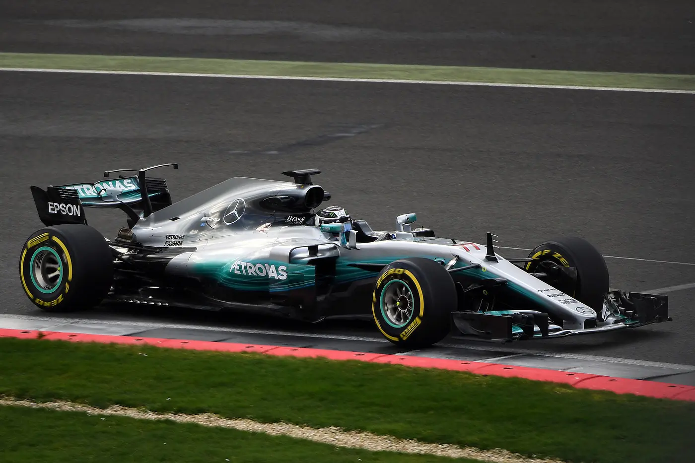 Presentación del Mercedes 2017: W08