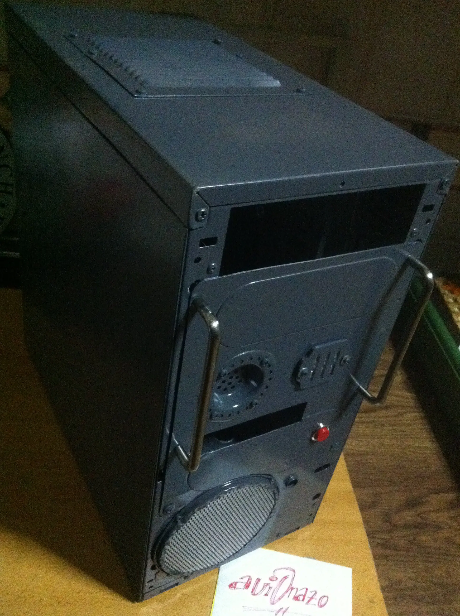 pintar gabinete pc con aerosol