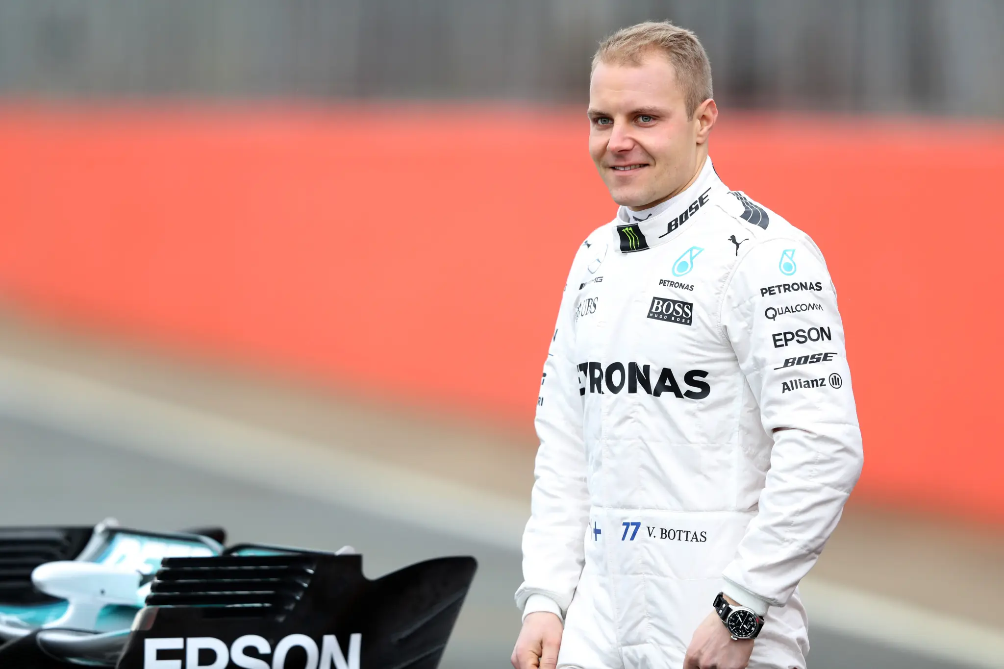 W08