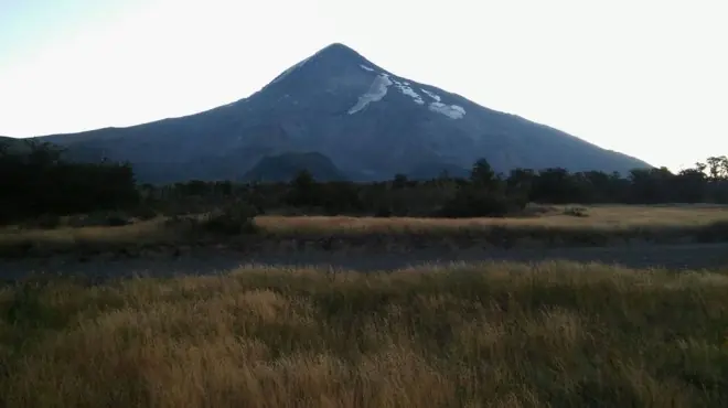 Calentamiento global: Volcán Lanin sin nieve ni glaciares!
