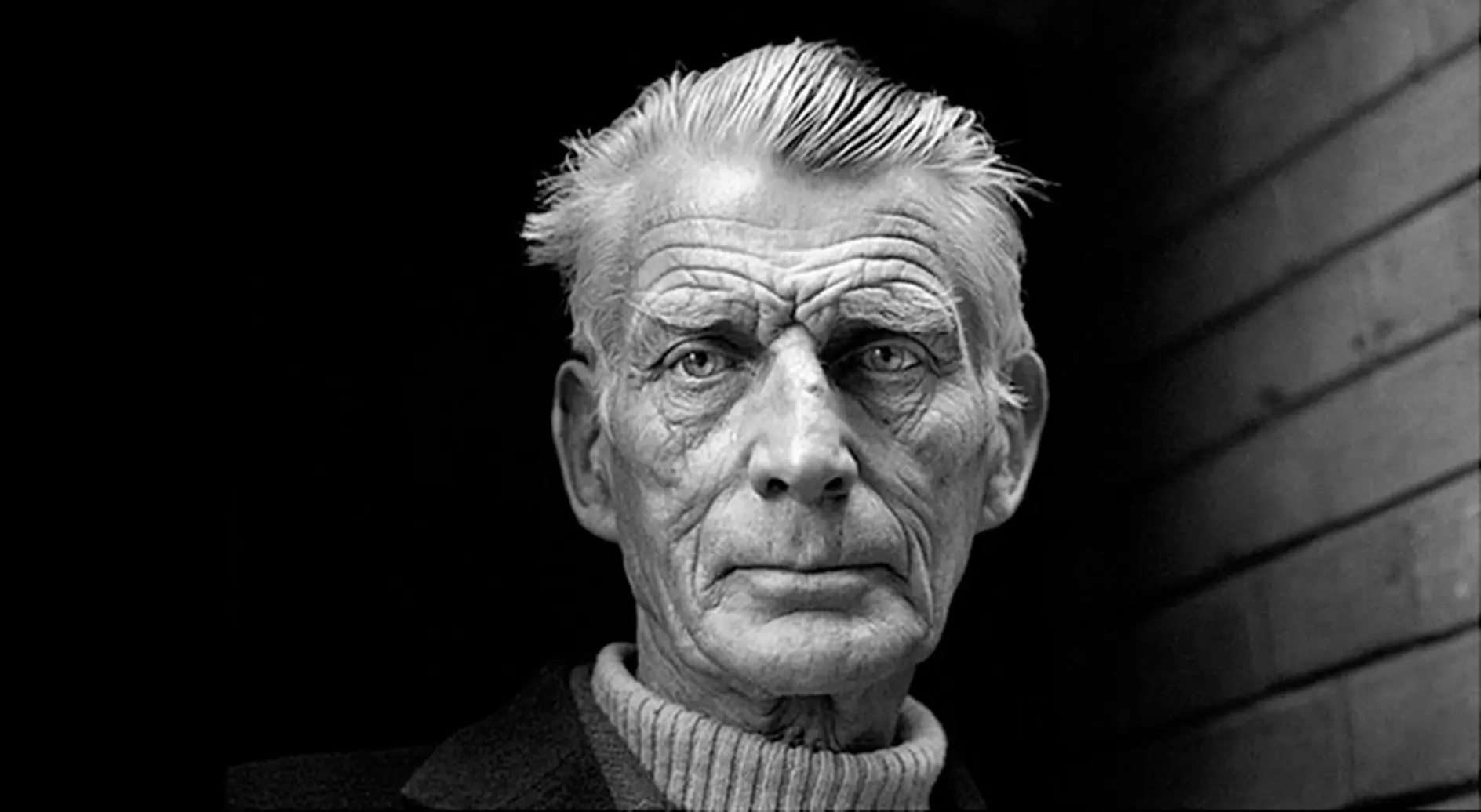 Diferencia entre ser culto y ser inteligente, según Beckett