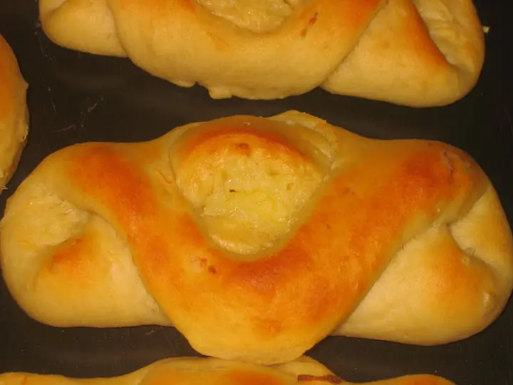 Receta: Pan de ajo y pancitos de cebolla.