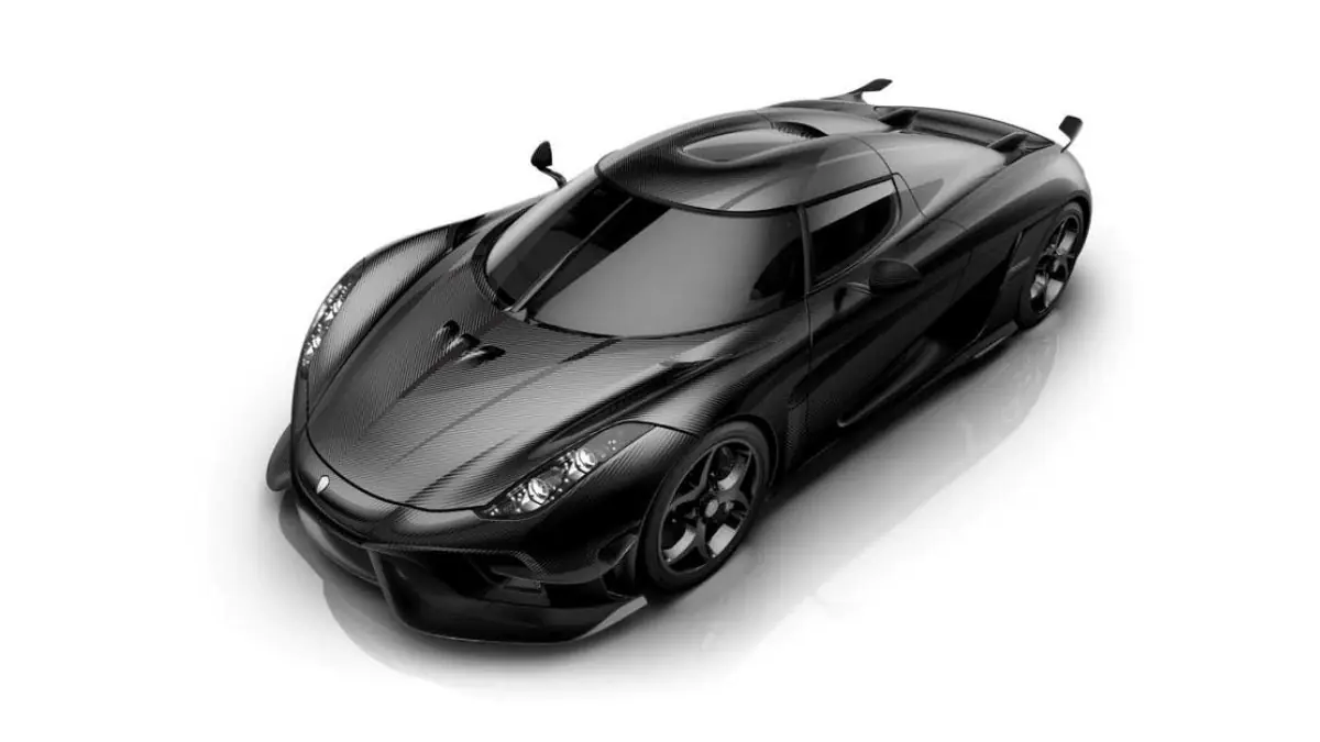 Brutalmente siniestro el Koenigsegg Regera de carbono