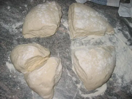 Receta: Pan de ajo y pancitos de cebolla.