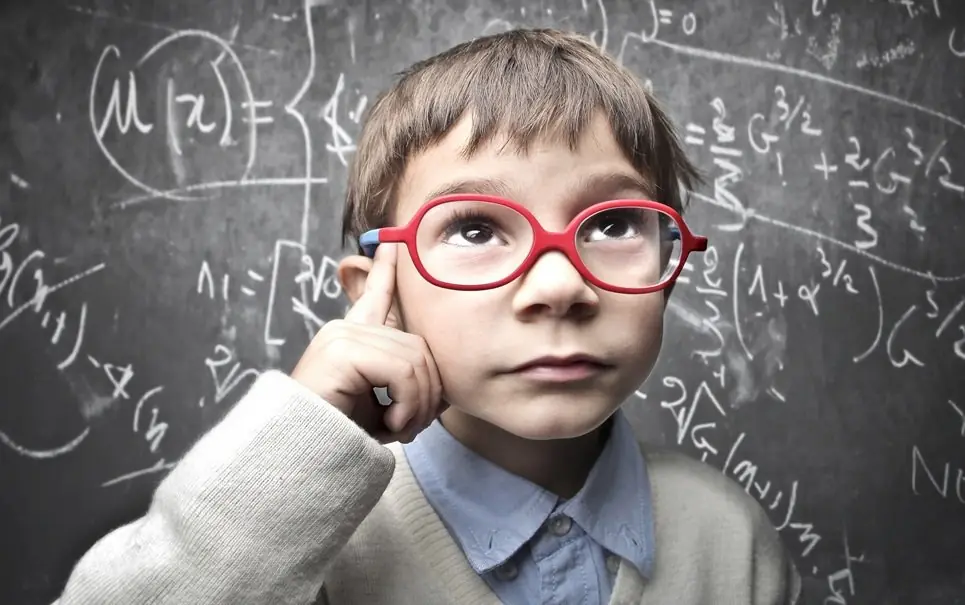8 Simples datos para saber si eres Inteligente o un Genio