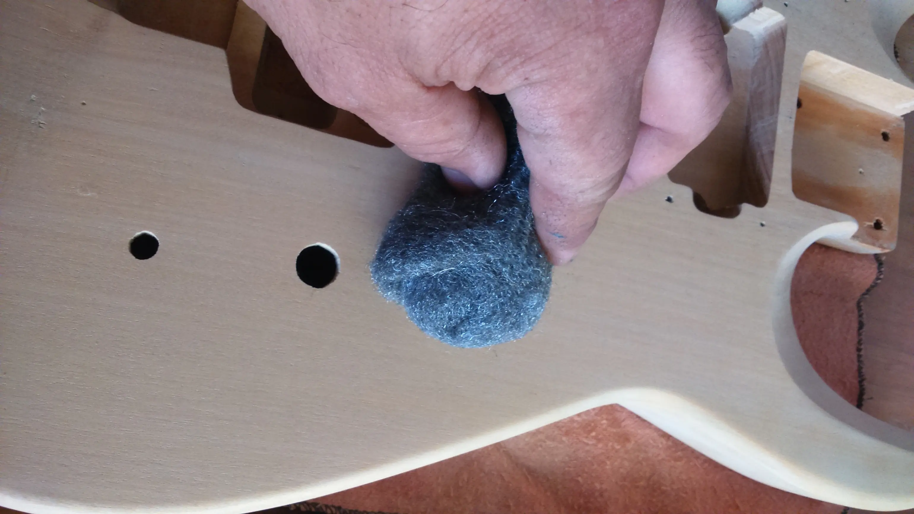 Guitarra terminada