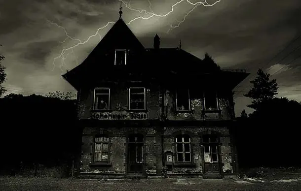 Vendían esta mansión ridículamente barata ¿Por qué?