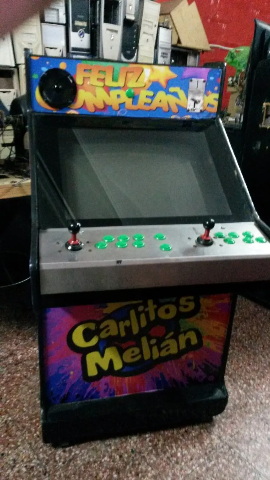 Hago maquinas arcade, mira la ultima que hice