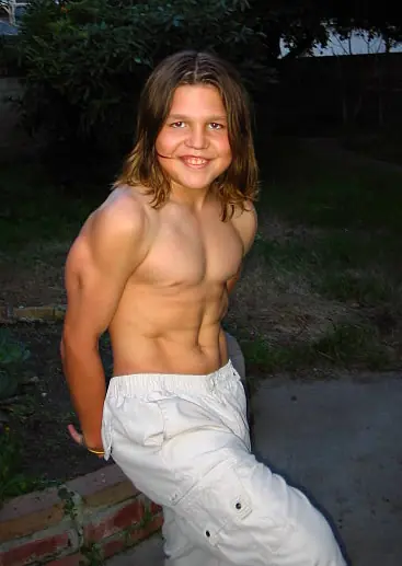 ¿Te acuerdas del "niño Hércules"? Miralo