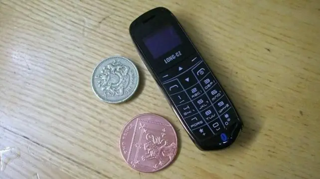 El teléfono que se esconde en el recto