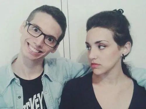 Un Gay y una Lesbiana el Duo Perfecto de Youtube