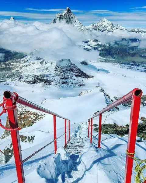 aqui