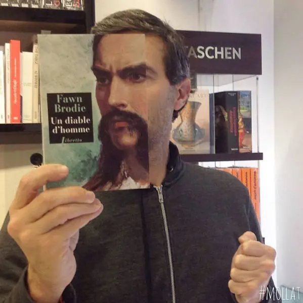 Cuando los empleados de las librerías se aburren...
